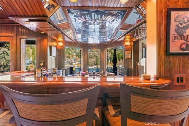 27563 W West Shore Road, Lake Arrowhead, CA 92352