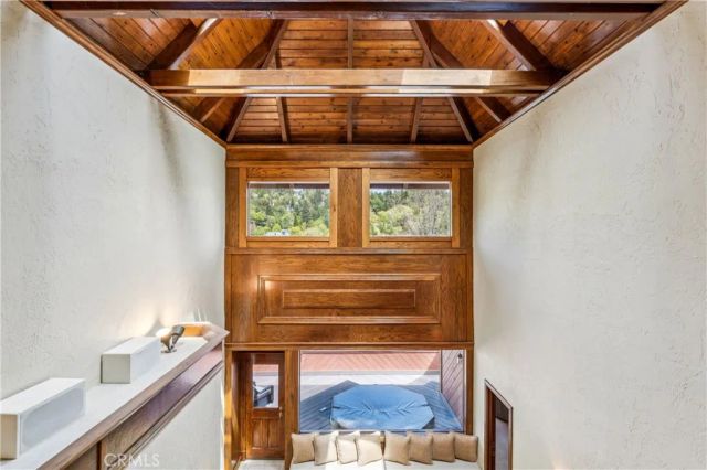 27563 W West Shore Road, Lake Arrowhead, CA 92352