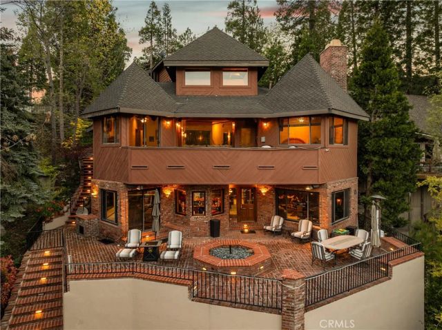 27563 W West Shore Road, Lake Arrowhead, CA 92352