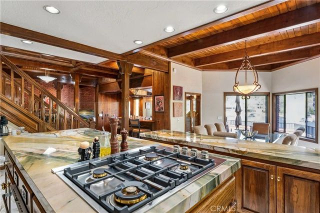 27563 W West Shore Road, Lake Arrowhead, CA 92352