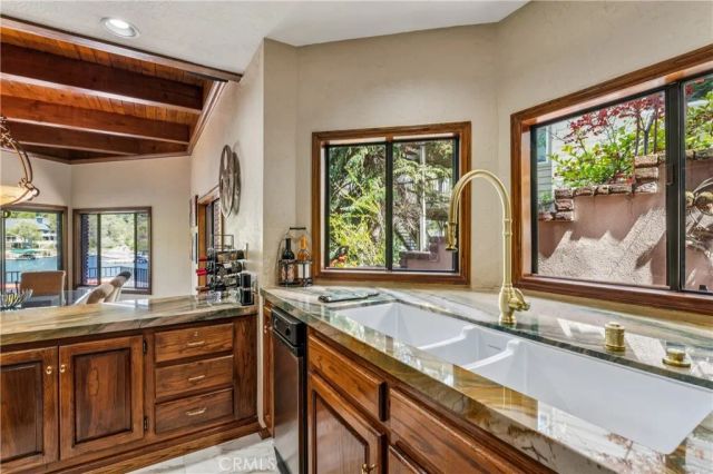 27563 W West Shore Road, Lake Arrowhead, CA 92352