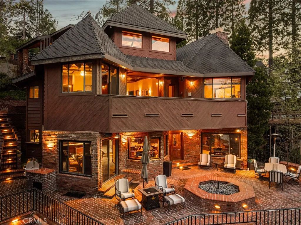 27563 W West Shore Road, Lake Arrowhead, CA 92352