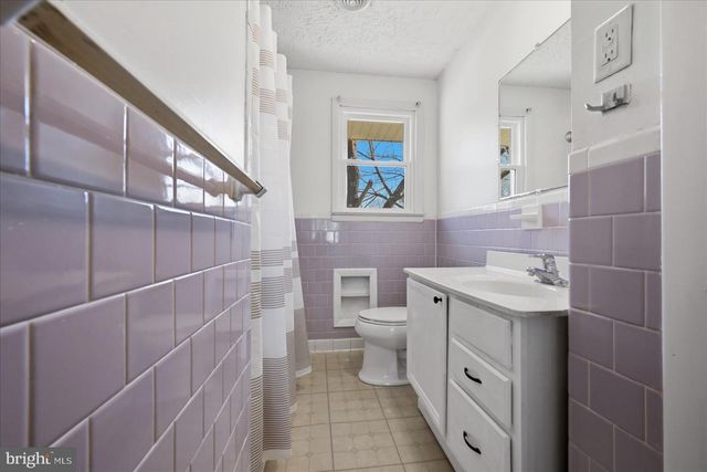 210 STAFFORD DR, Winchester, VA 22602