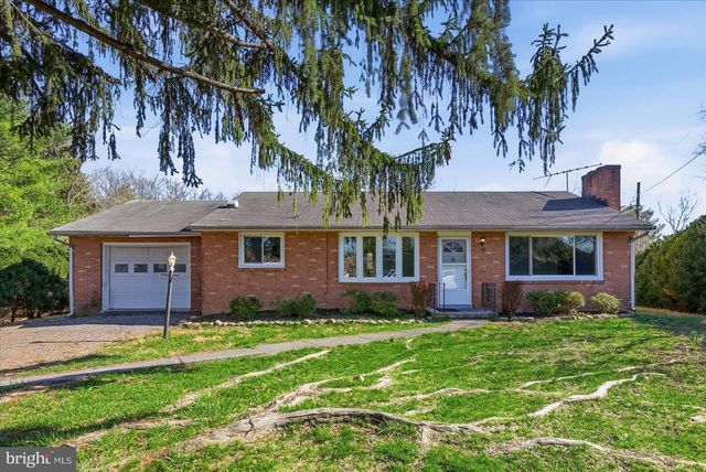 210 STAFFORD DR, Winchester, VA 22602