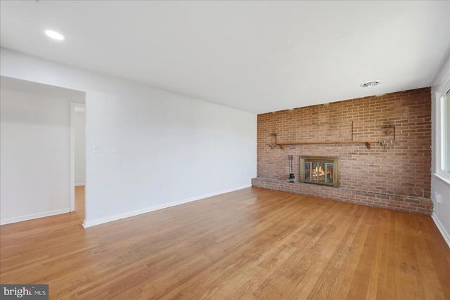 210 STAFFORD DR, Winchester, VA 22602