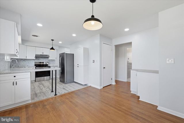 210 STAFFORD DR, Winchester, VA 22602