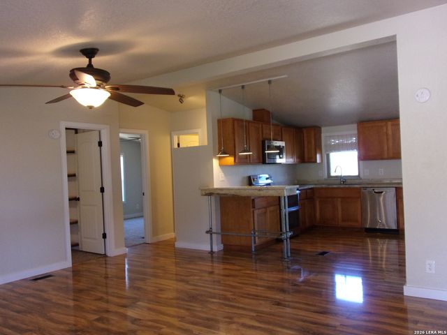 10060 Rebecca Creek, Spring Branch, TX 78070