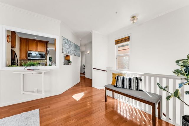 595 22nd St, Oakland, CA 94612