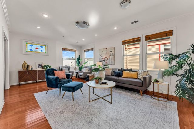 595 22nd St, Oakland, CA 94612