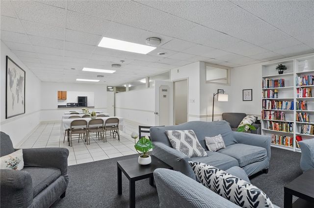 5 Bayard Road 219, Shadyside, PA 15213