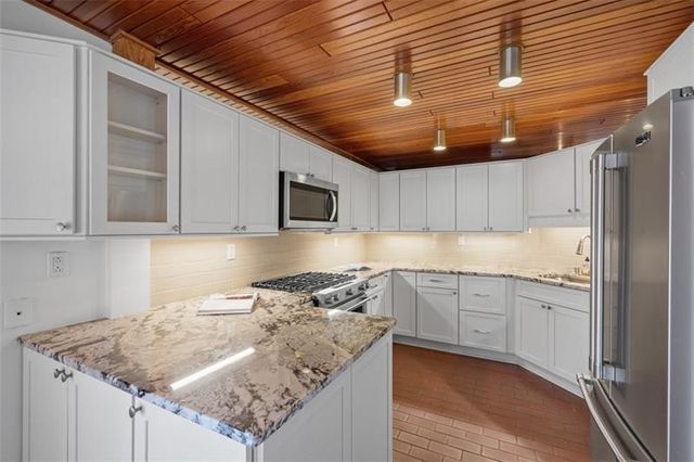 5 Bayard Road 219, Shadyside, PA 15213