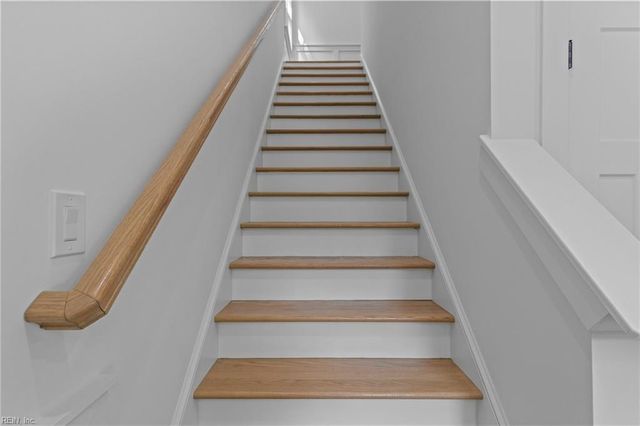 12 Ferguson CV, Newport News, VA 23606