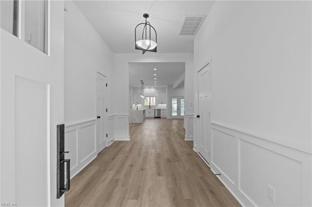 12 Ferguson CV, Newport News, VA 23606