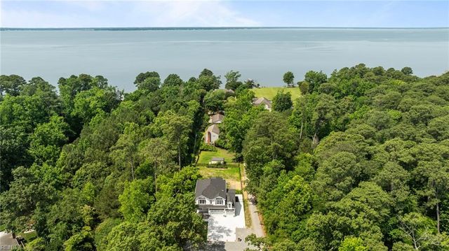 12 Ferguson CV, Newport News, VA 23606