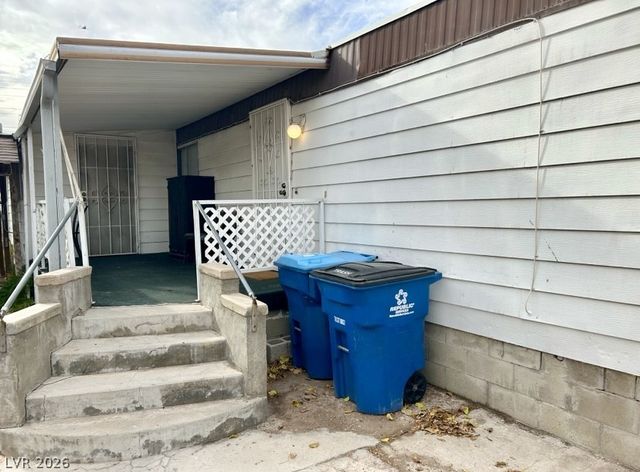 5495 Everglade Street, Las Vegas, NV 89142