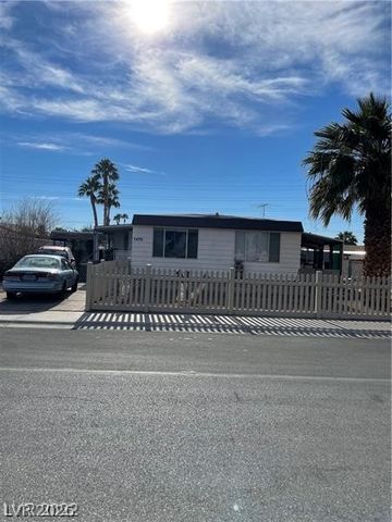 5495 Everglade Street, Las Vegas, NV 89142