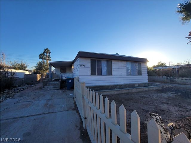 5495 Everglade Street, Las Vegas, NV 89142