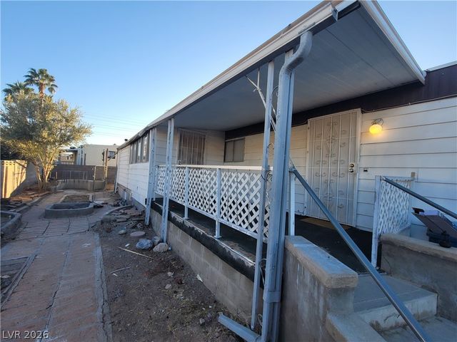 5495 Everglade Street, Las Vegas, NV 89142
