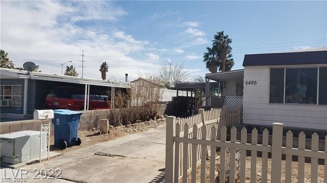 5495 Everglade Street, Las Vegas, NV 89142