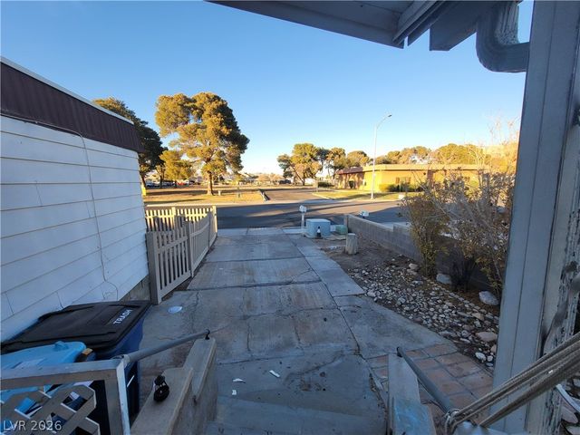 5495 Everglade Street, Las Vegas, NV 89142