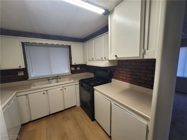 5495 Everglade Street, Las Vegas, NV 89142