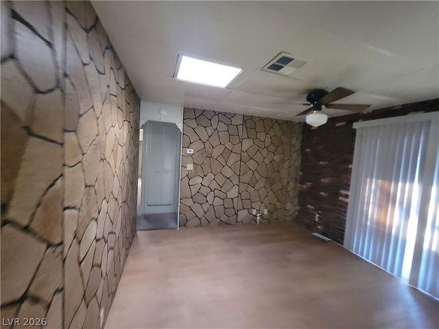 5495 Everglade Street, Las Vegas, NV 89142