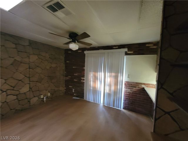 5495 Everglade Street, Las Vegas, NV 89142