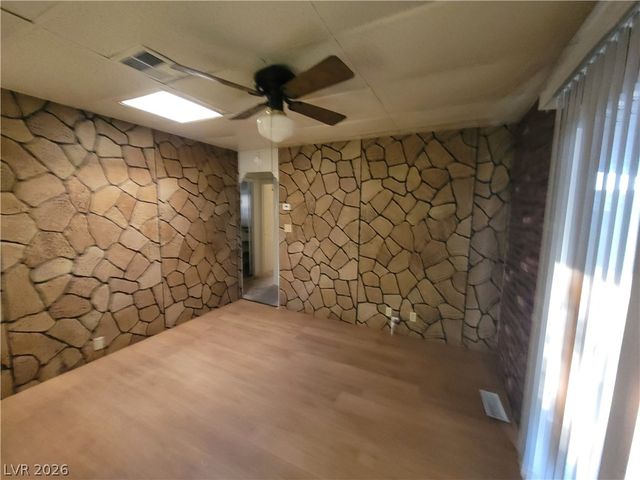 5495 Everglade Street, Las Vegas, NV 89142