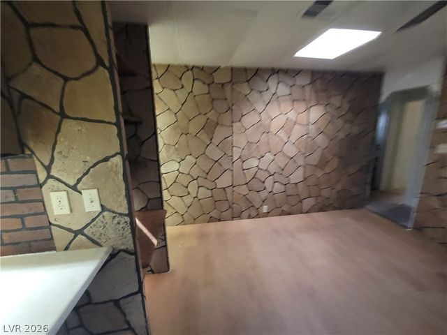 5495 Everglade Street, Las Vegas, NV 89142