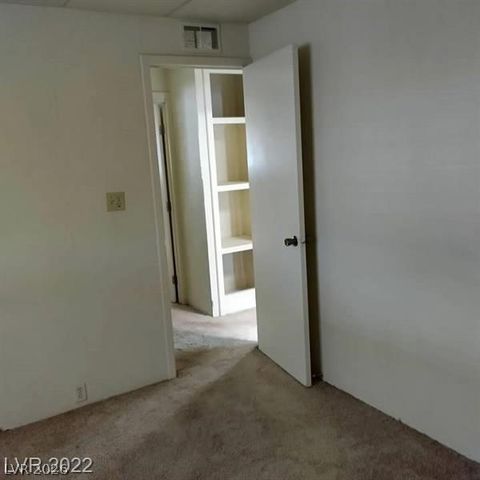 5495 Everglade Street, Las Vegas, NV 89142