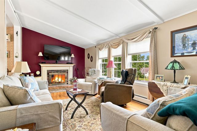 37 Sweet Hill Road, Plaistow, NH 03865