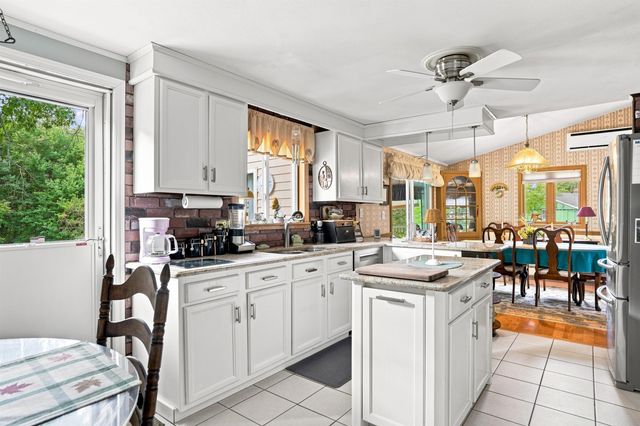 37 Sweet Hill Road, Plaistow, NH 03865