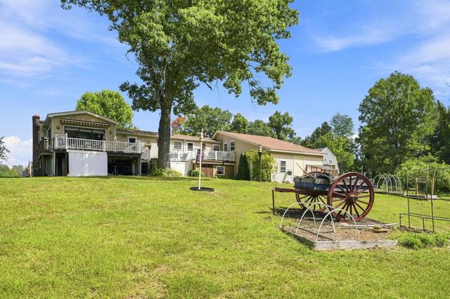 37 Sweet Hill Road, Plaistow, NH 03865