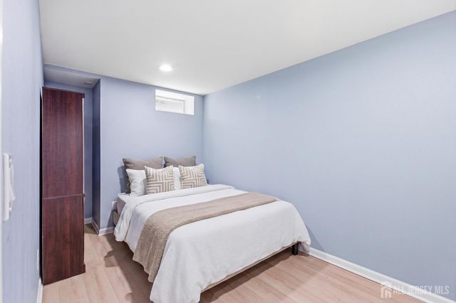 17 Tree Swallow Drive, Princeton, NJ 08540