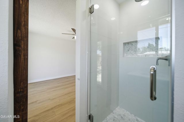 1040 W Avenue H 1, Lancaster, CA 93534