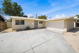 1040 W Avenue H 1, Lancaster, CA 93534