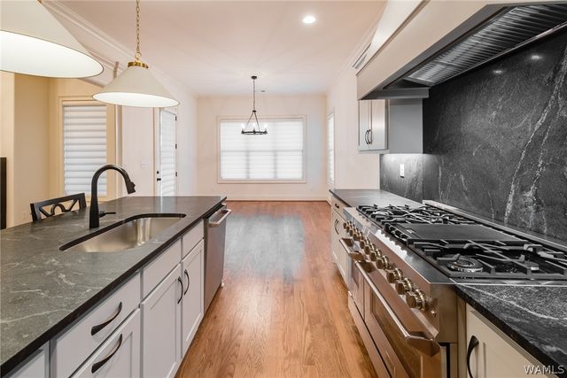 2 Oaklana, Tuscaloosa, AL 35406