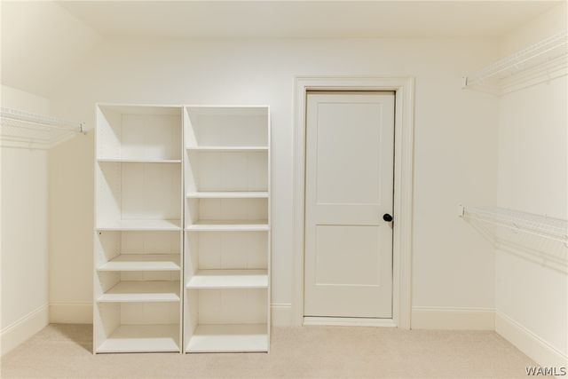 2 Oaklana, Tuscaloosa, AL 35406