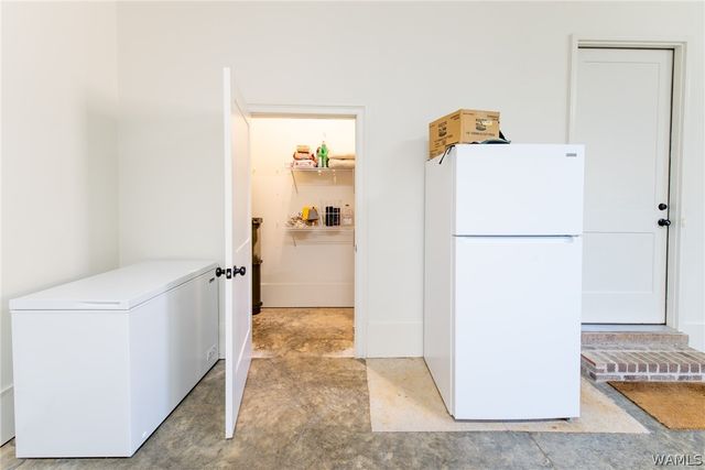 2 Oaklana, Tuscaloosa, AL 35406