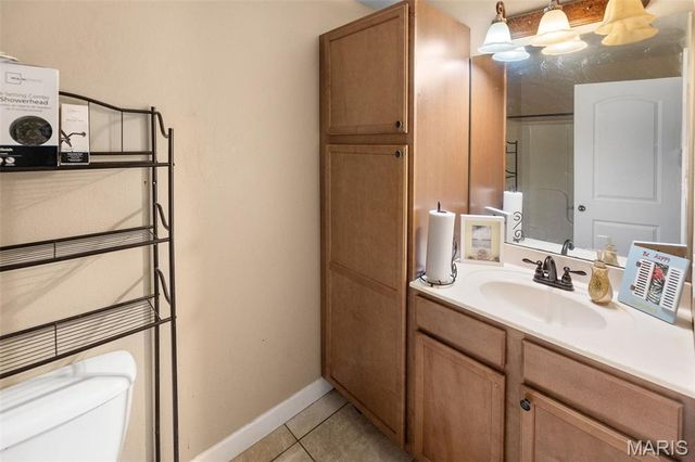806 Erika Leigh Court, Caseyville, IL 62232