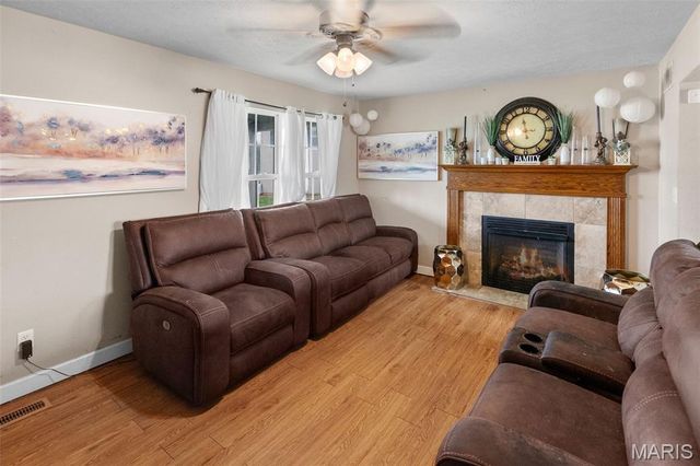 806 Erika Leigh Court, Caseyville, IL 62232