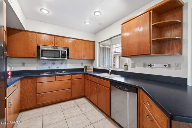 13540 W PAVILLION Drive, Sun City West, AZ 85375