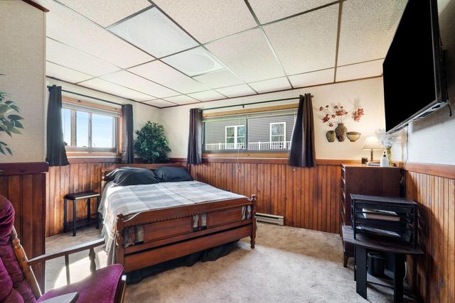 N10394 Howard DRIVE, Fox Lake, WI 53933