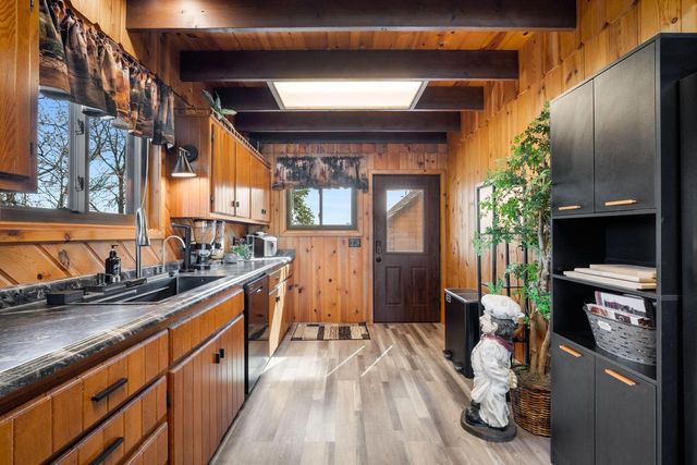 N10394 Howard DRIVE, Fox Lake, WI 53933