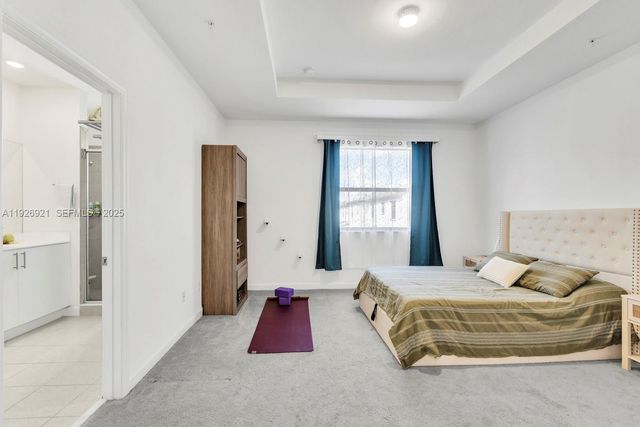 15953 SW 2nd Pl, Pembroke Pines, FL 33027