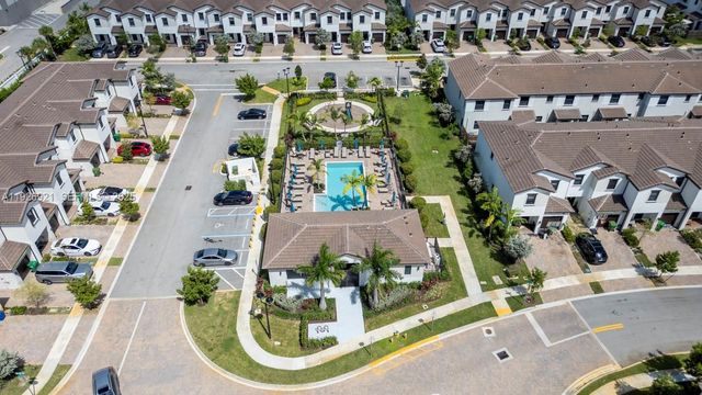 15953 SW 2nd Pl, Pembroke Pines, FL 33027