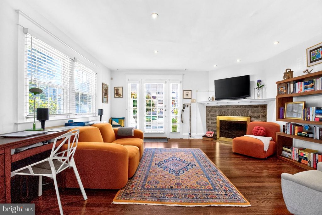 427 TREGARON RD, BALA CYNWYD, PA 19004 — photo 3