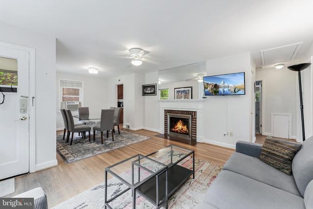 110 LYNNMOOR DR, Silver Spring, MD 20901
