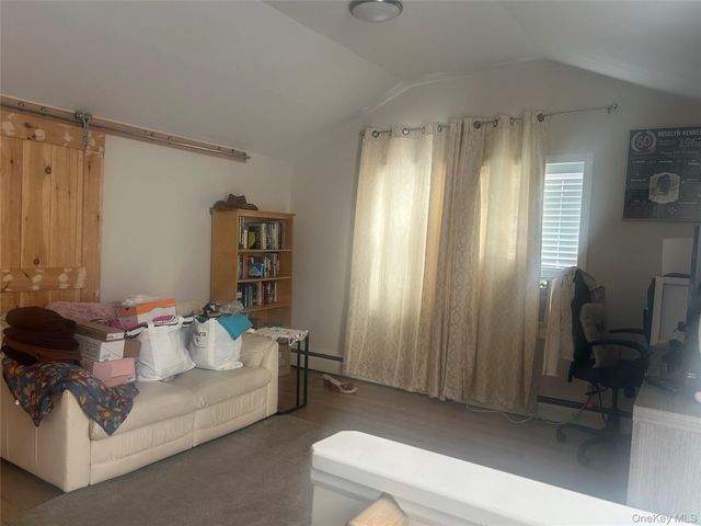 93 Lake Drive, Lake Peekskill, NY 10537