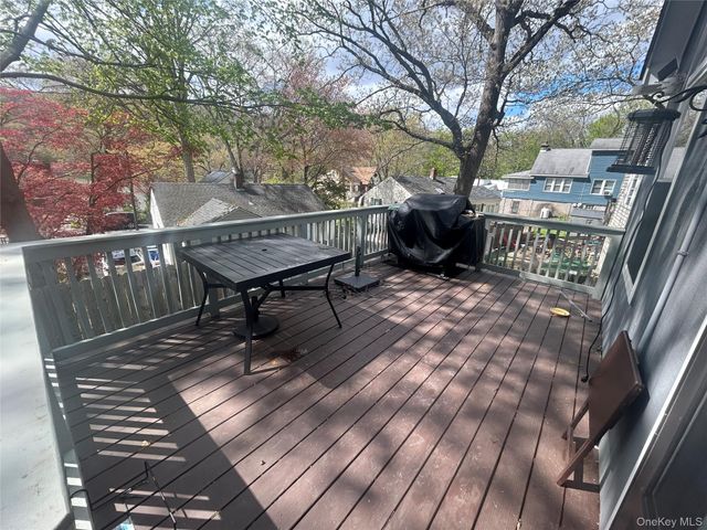 93 Lake Drive, Lake Peekskill, NY 10537